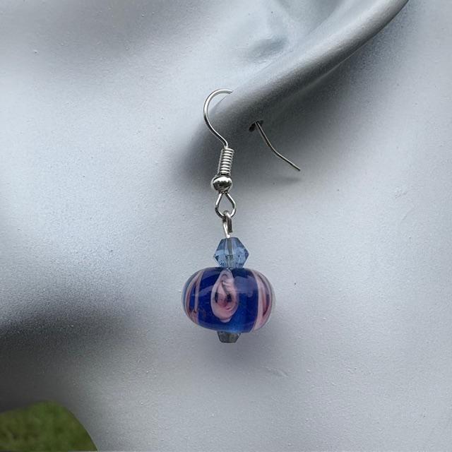 Swirl Drop Short Beaded Earrings